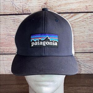 Pre Owned Patagonia Blue and White Trucker Hat